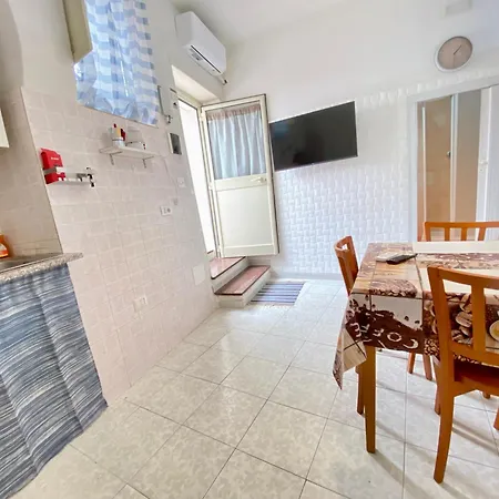 White House בית נופש סירקוזה