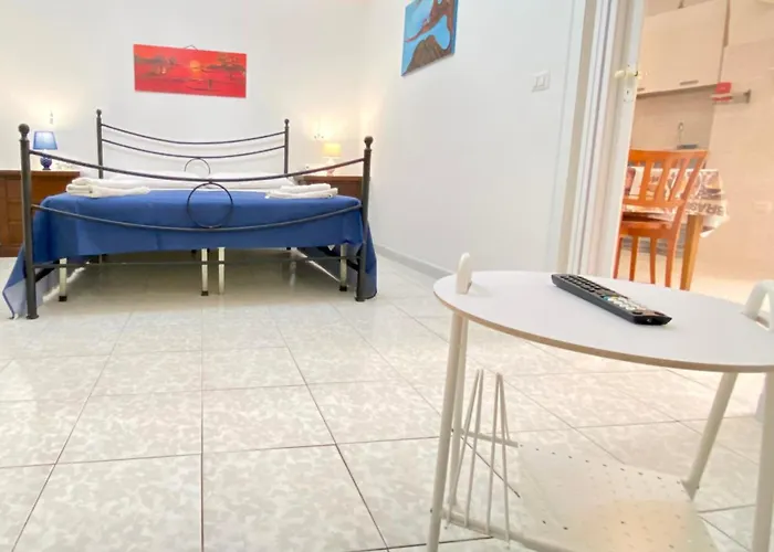 White House * סירקוזה